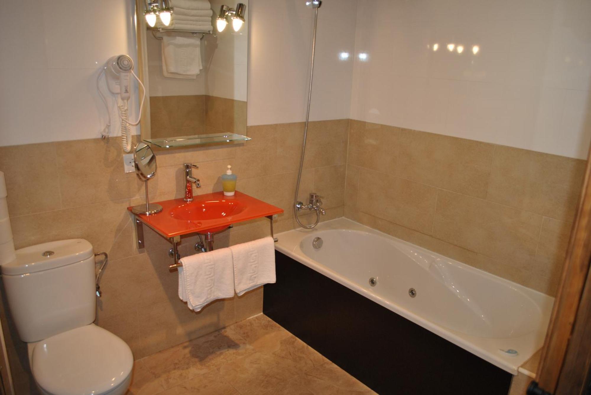 Apartamentos Spa Casco Historico De Isla - AlojateІсла Екстер'єр фото
